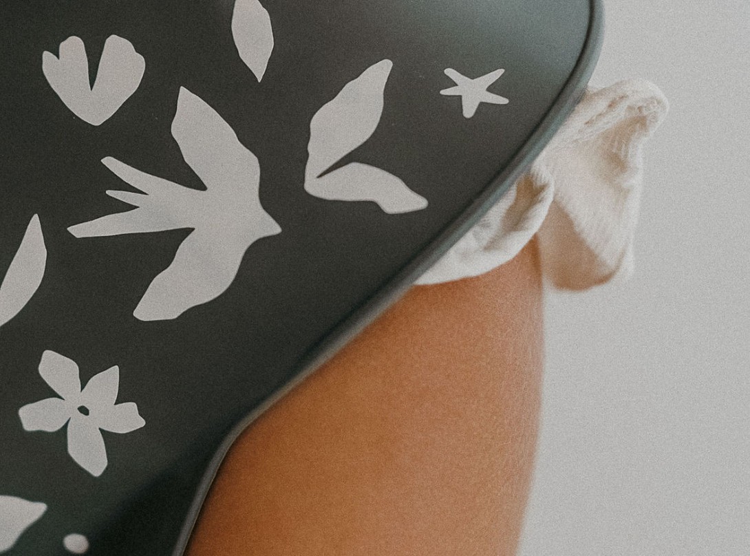 Bavoir en silicone à poche Birdy – Image 3