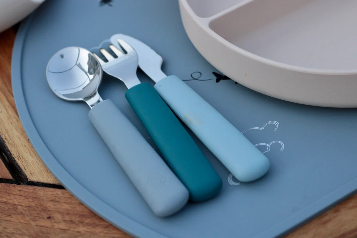 Ensemble de couverts fourchette/cuillère/couteau - (Gris Perle/Bleu nuit/Bleu clair) - SOINA – Image 2
